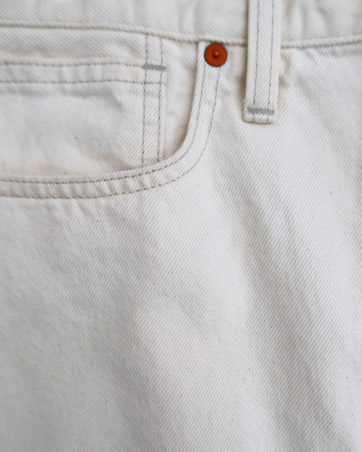 Madewell Front Slit Denim Midi Skirt in Cream