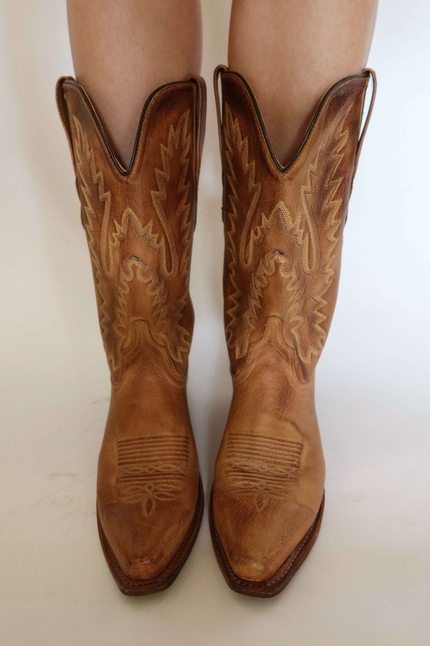 Old West Cowboy Boots in Tan