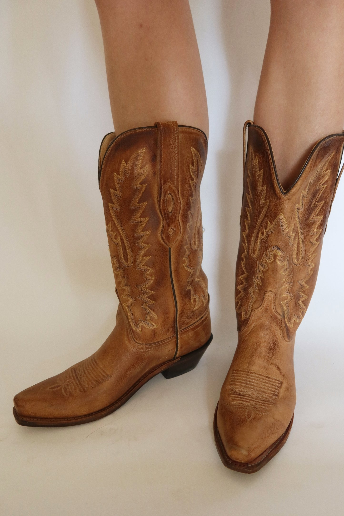 Old West Cowboy Boots in Tan