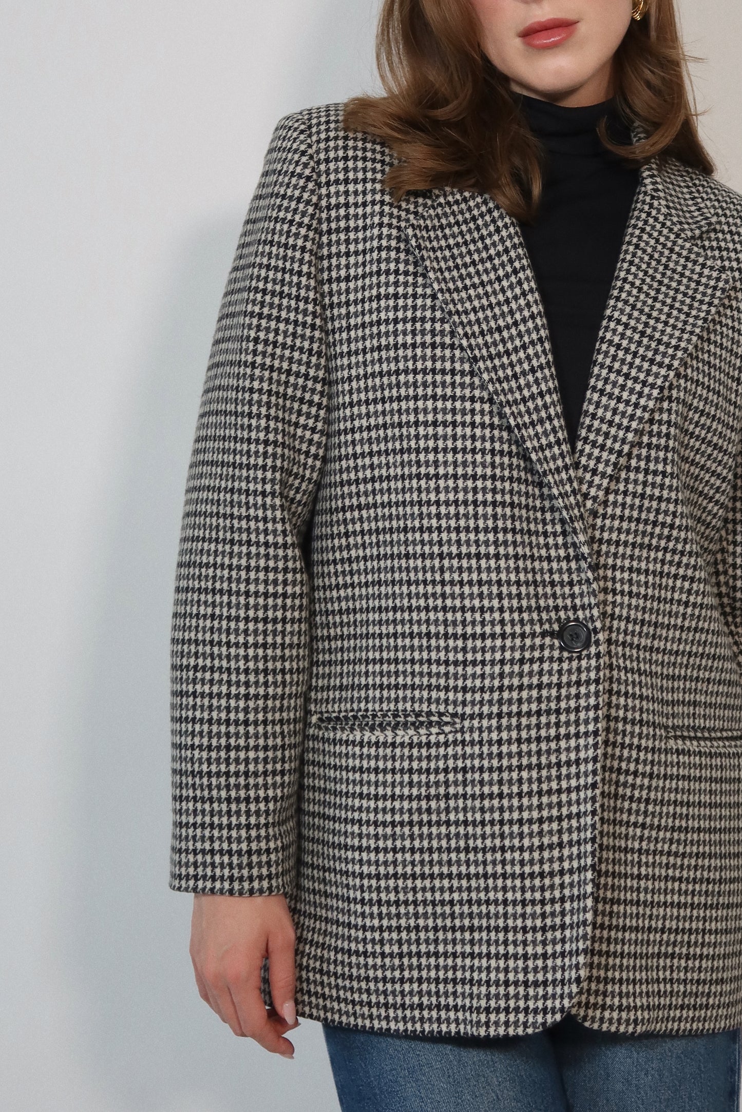 Wool Houndstooth Blazer in Black and White